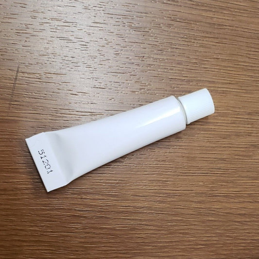 サニタリーミラー用ボンド止め具